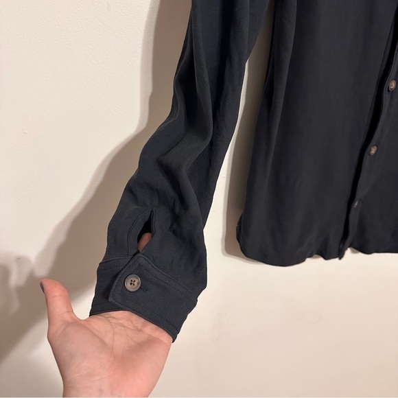 Duluth Men’s Cotton Twill Button Down Longsleeve Shirt Size Medium Grey - Picture 2 of 4